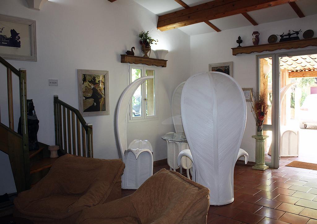 Hotel Athénopolis Grimaud Esterno foto