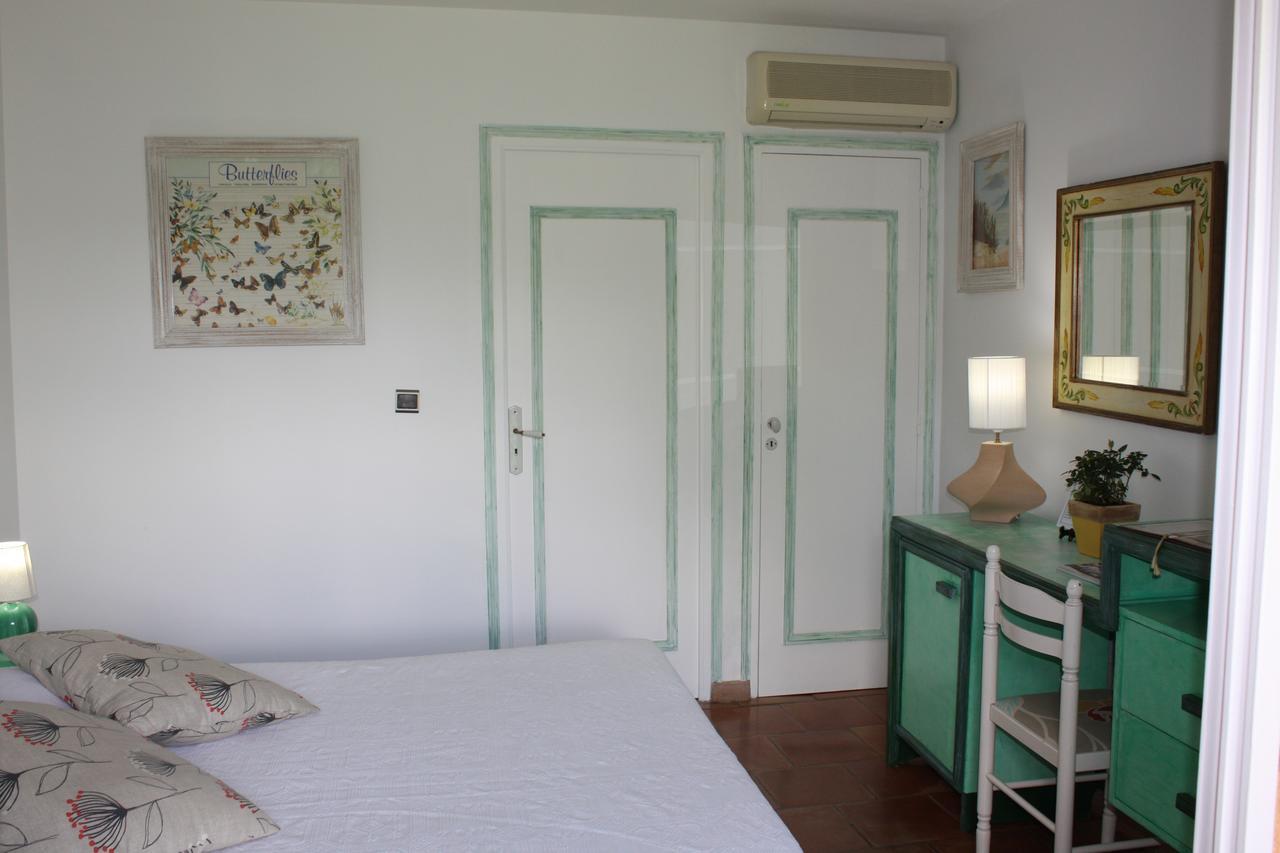 Hotel Athénopolis Grimaud Esterno foto