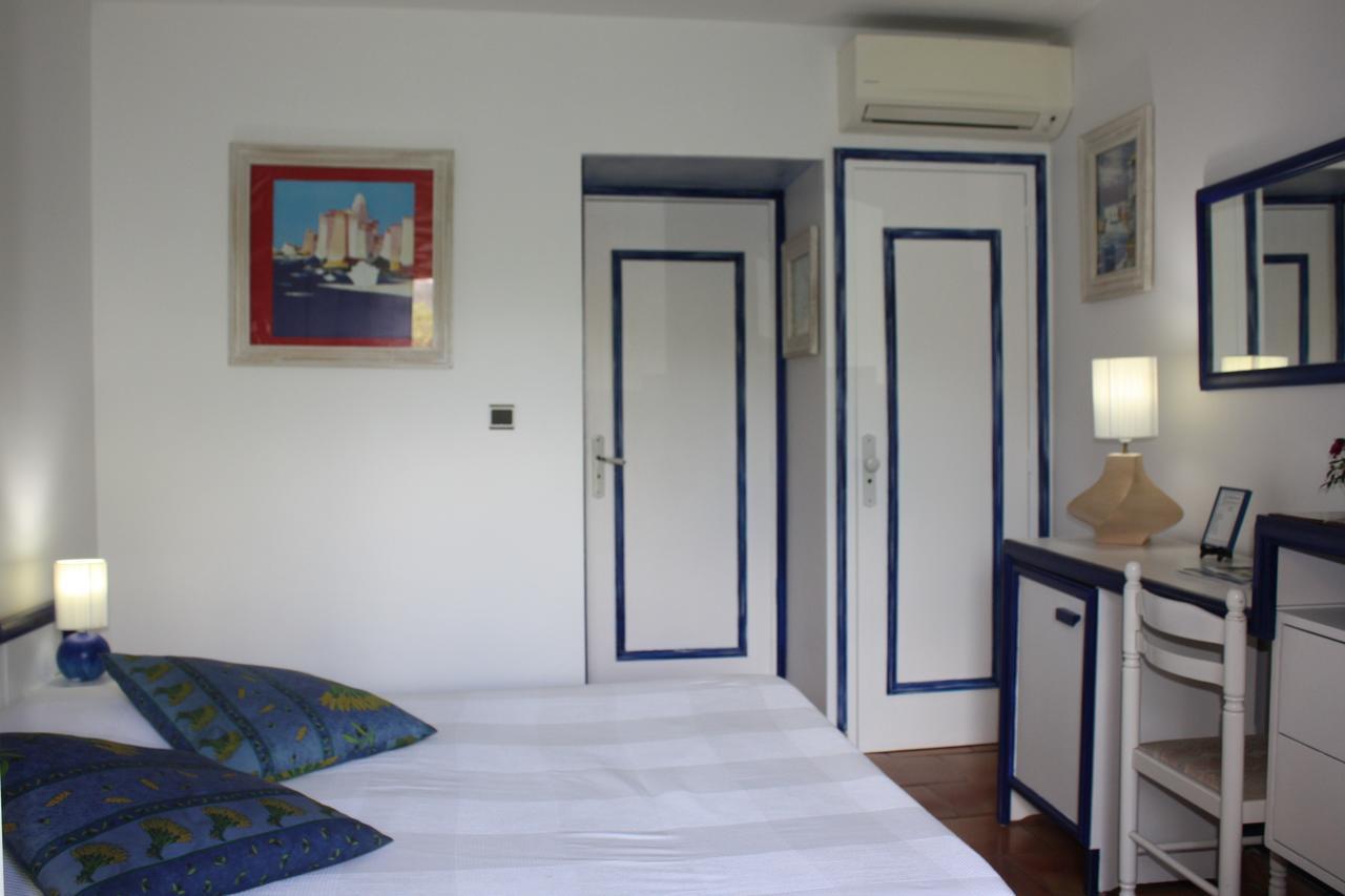 Hotel Athénopolis Grimaud Esterno foto