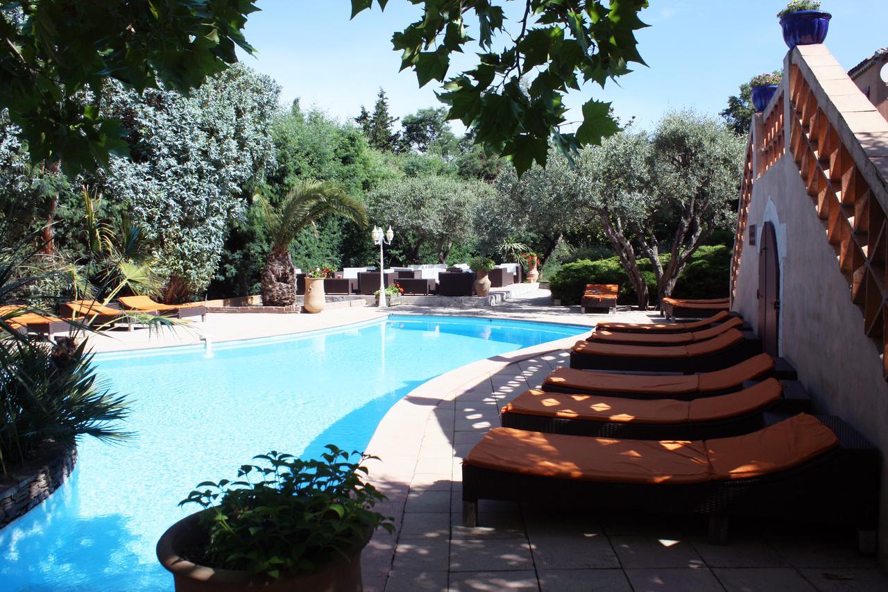 Hotel Athénopolis Grimaud Esterno foto