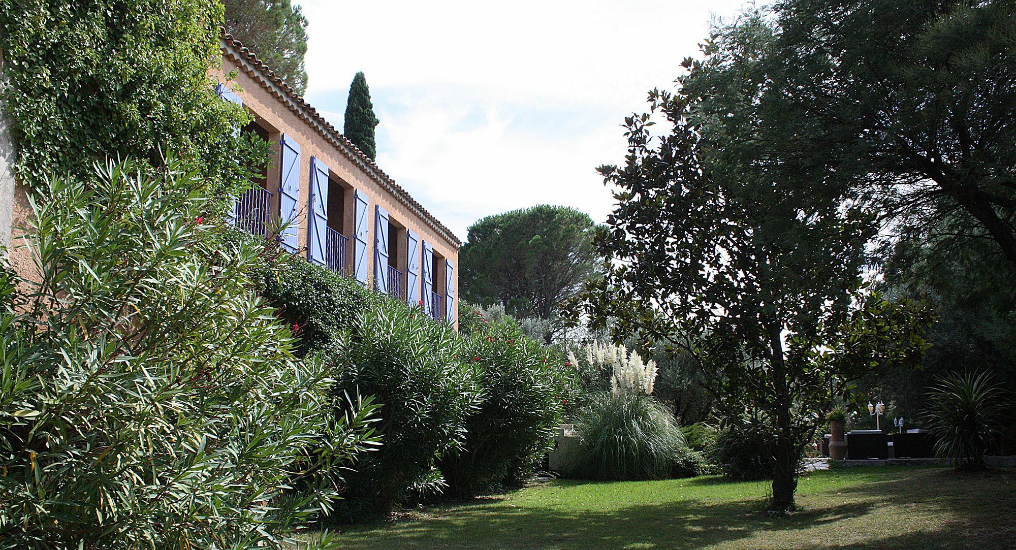 Hotel Athénopolis Grimaud Esterno foto